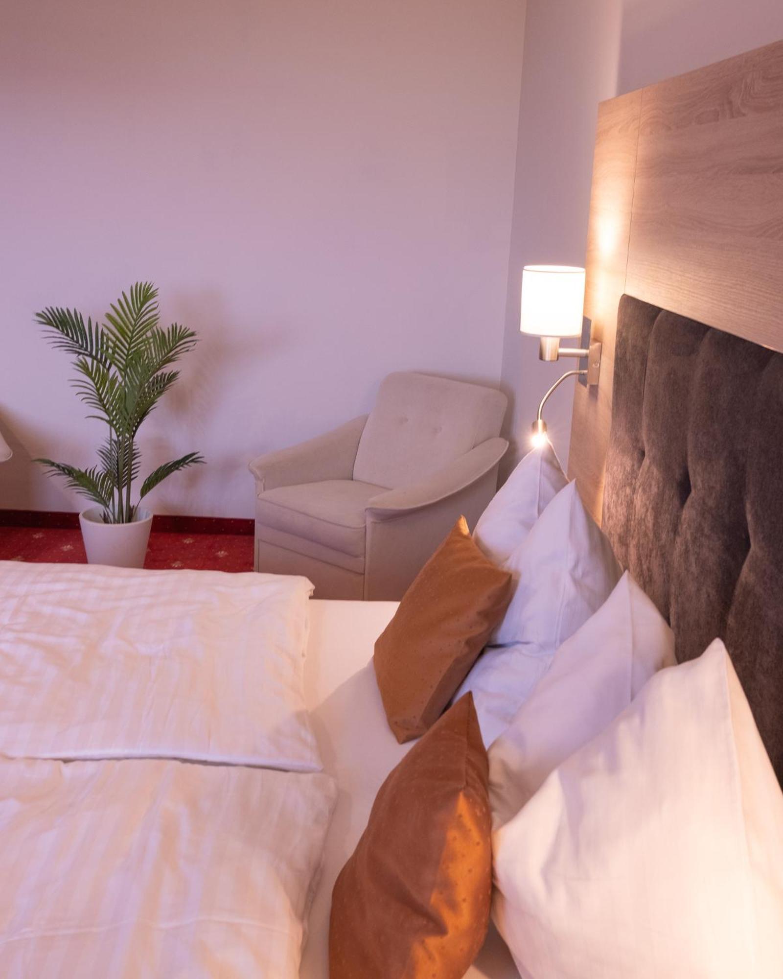 Hotel Am Greiner Руст Экстерьер фото